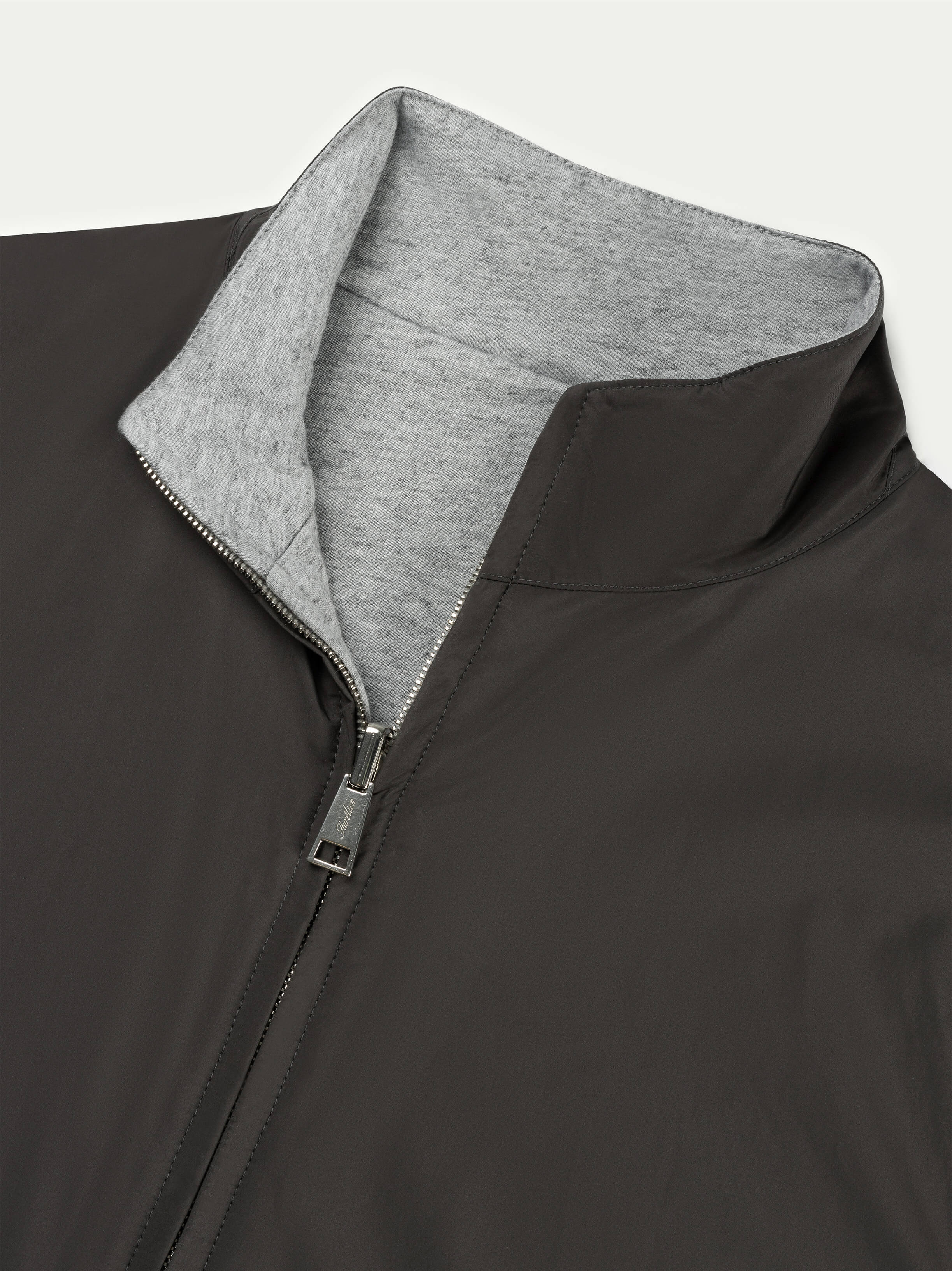 Anthracite Reversible Resort Body Warmer - Image 3