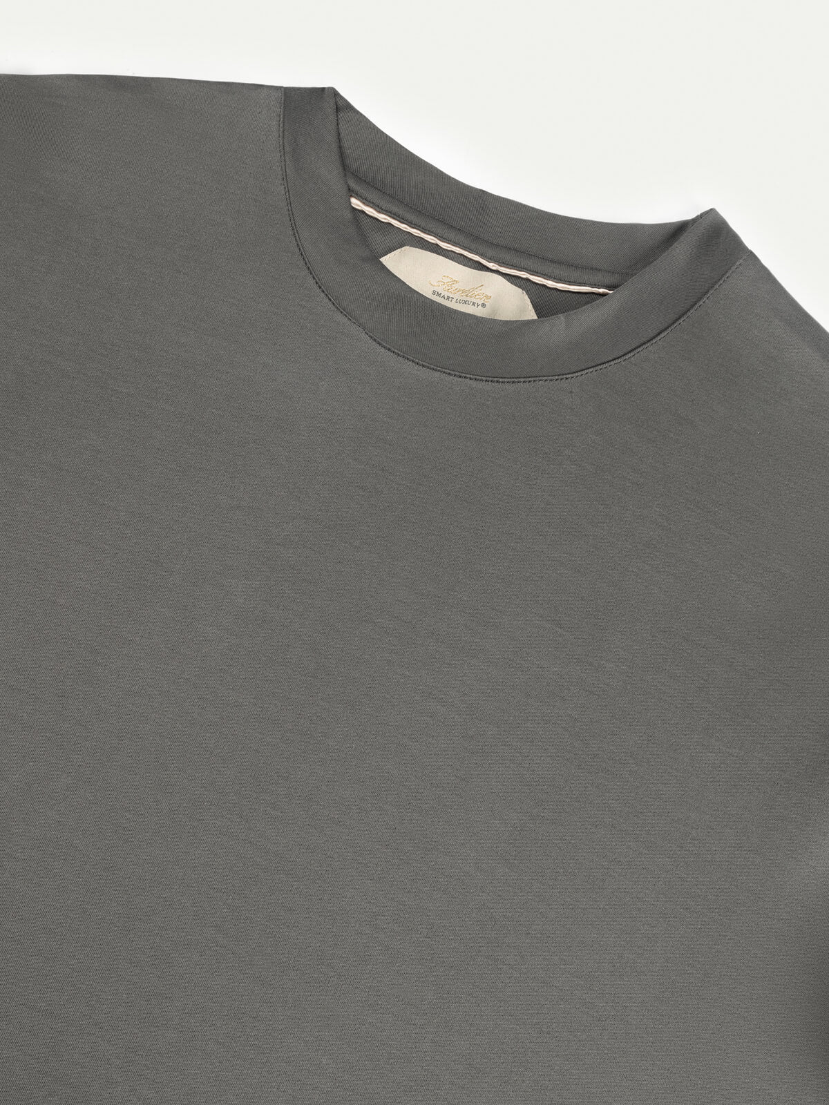 AUR1 T-Shirt Dark Grey - Image 3