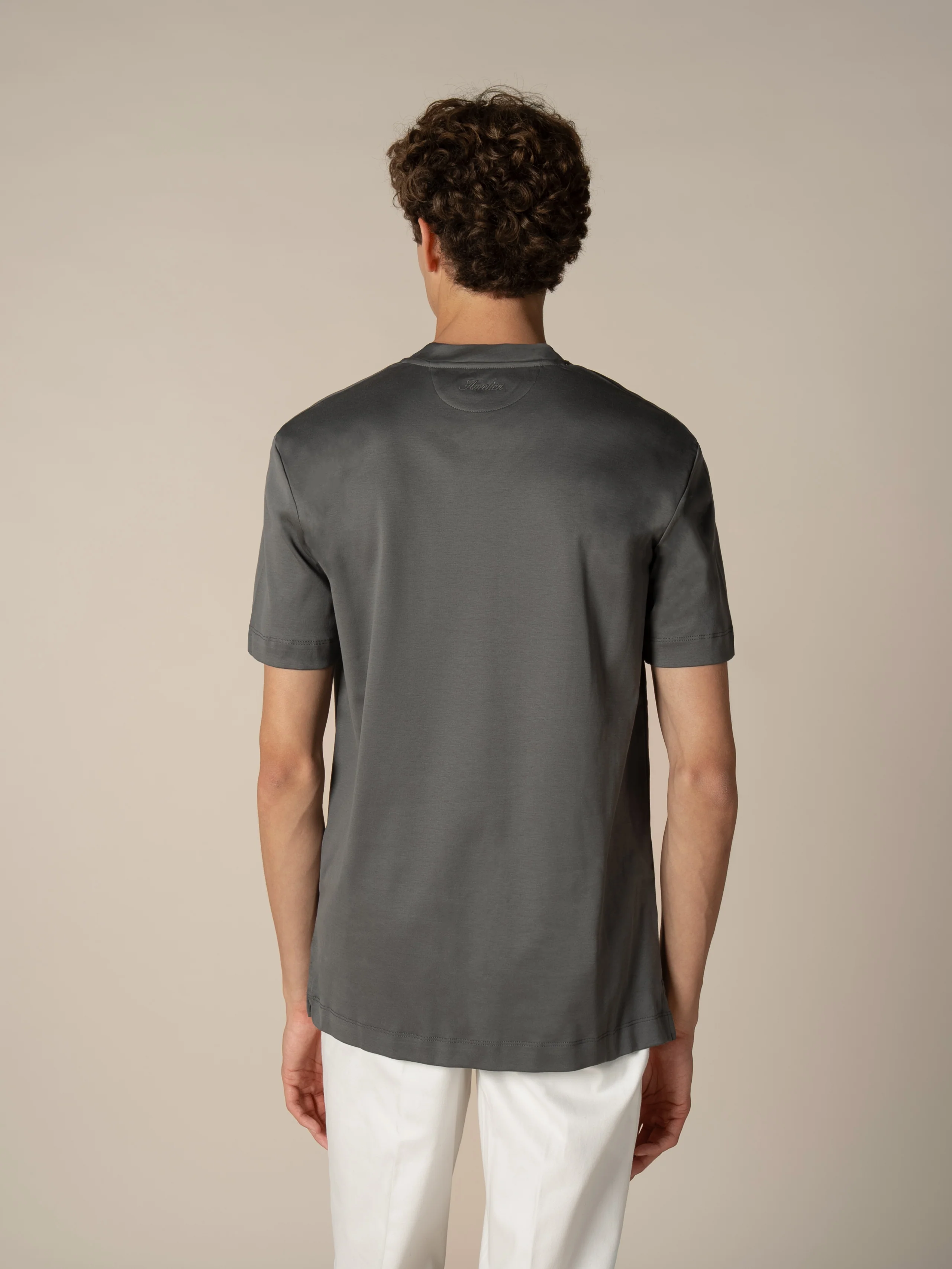 AUR1 T-Shirt Dark Grey - Image 6