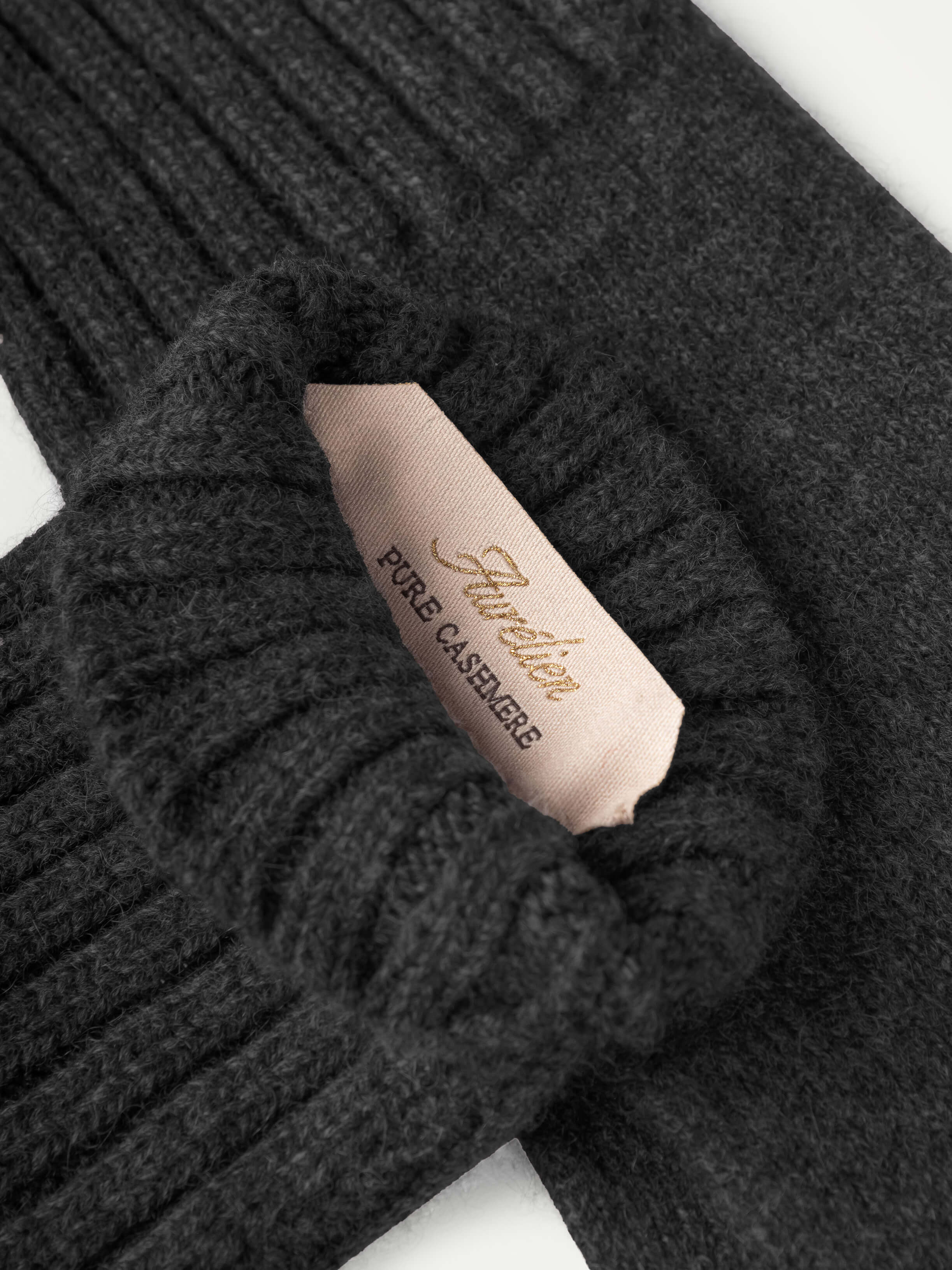 Black Wintertime Gloves - Image 4