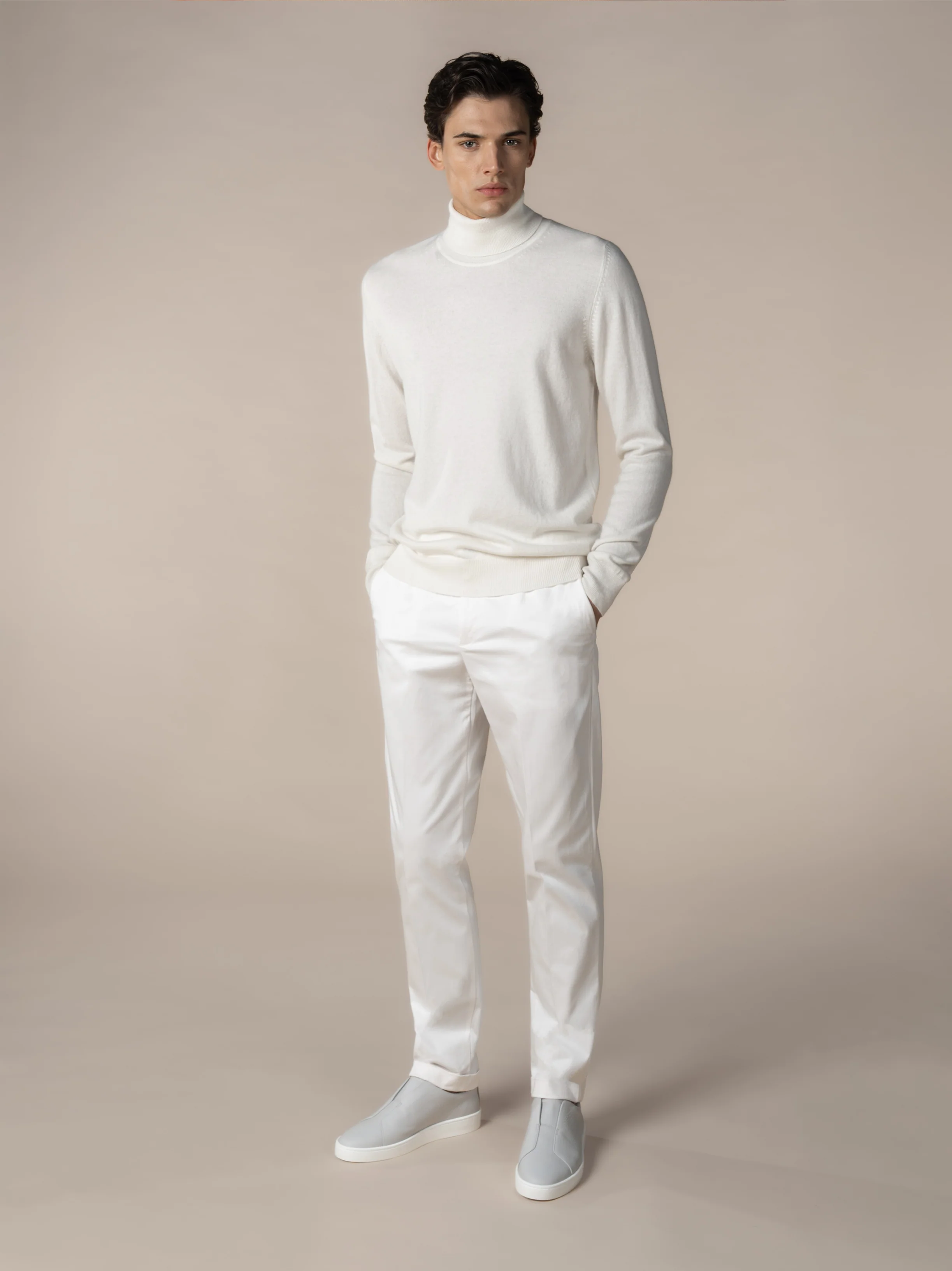 Ivory Rollneck - Image 6