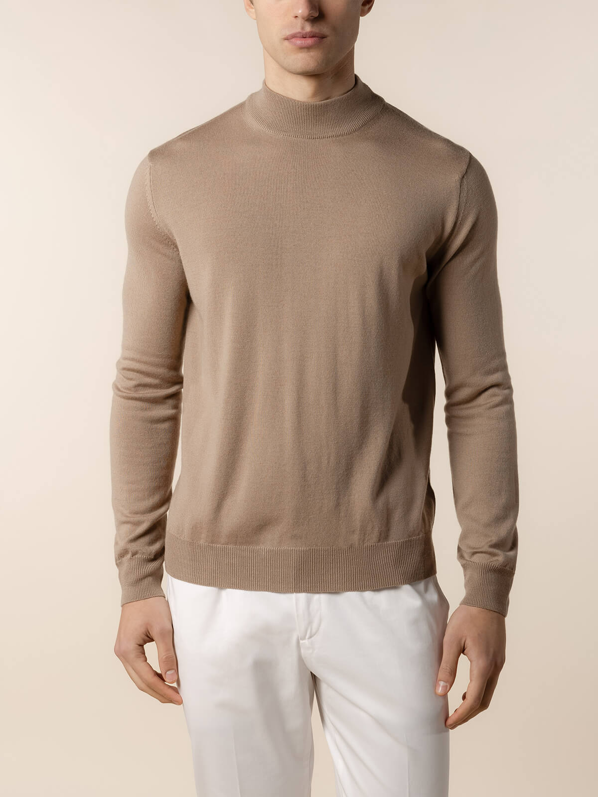 Extrafine Merino Mockneck Hazelnut - Image 2