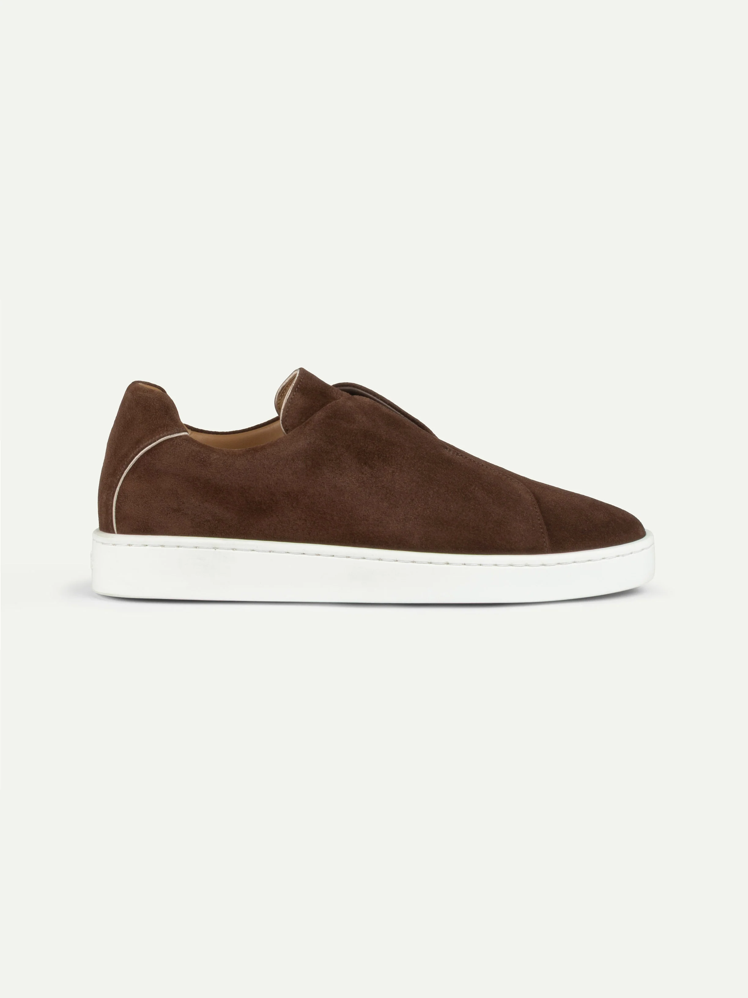 Chocolate AUR3 Sneaker - Image 5