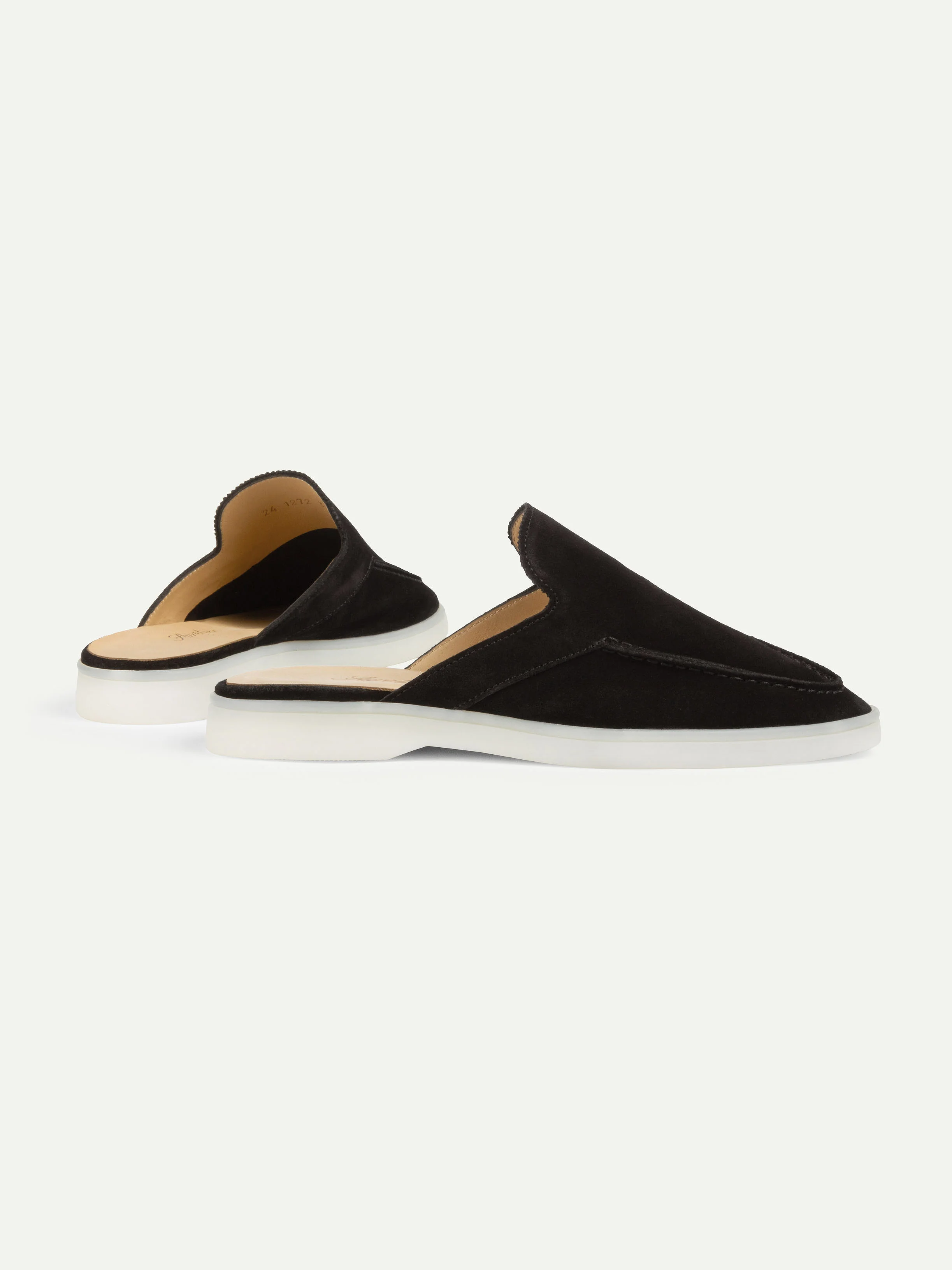 Lady Black Yacht Slipper - Image 4