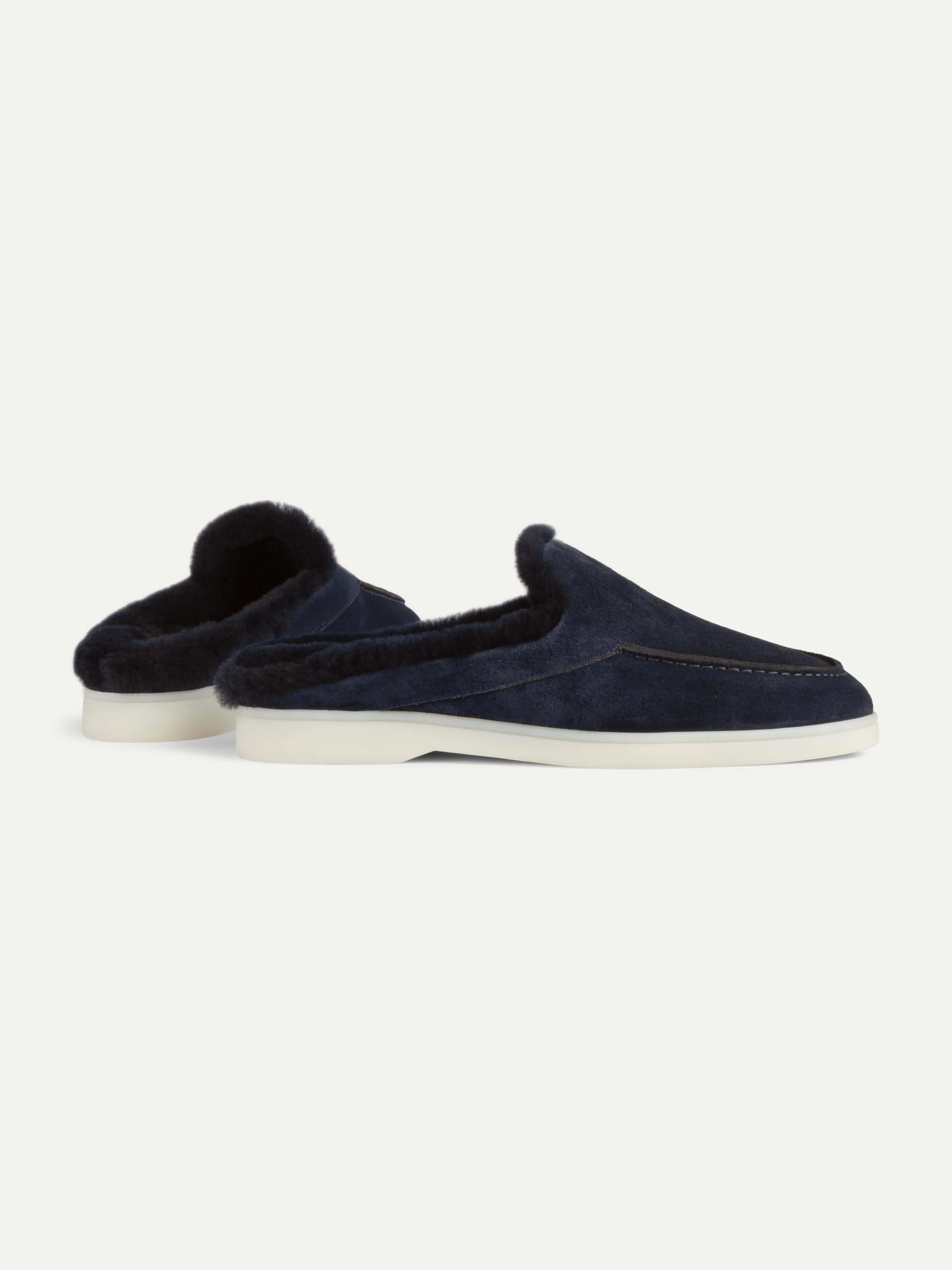 Lady Navy Fur Yacht Slipper - Image 4