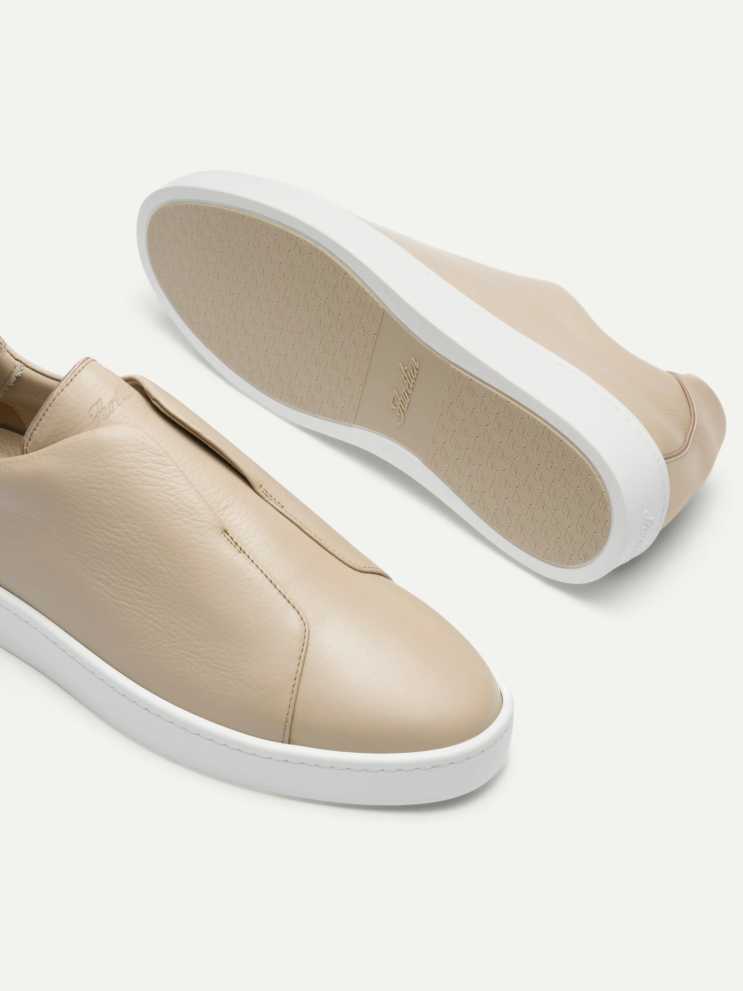 Light Beige Grain AUR3 Sneaker - Image 2