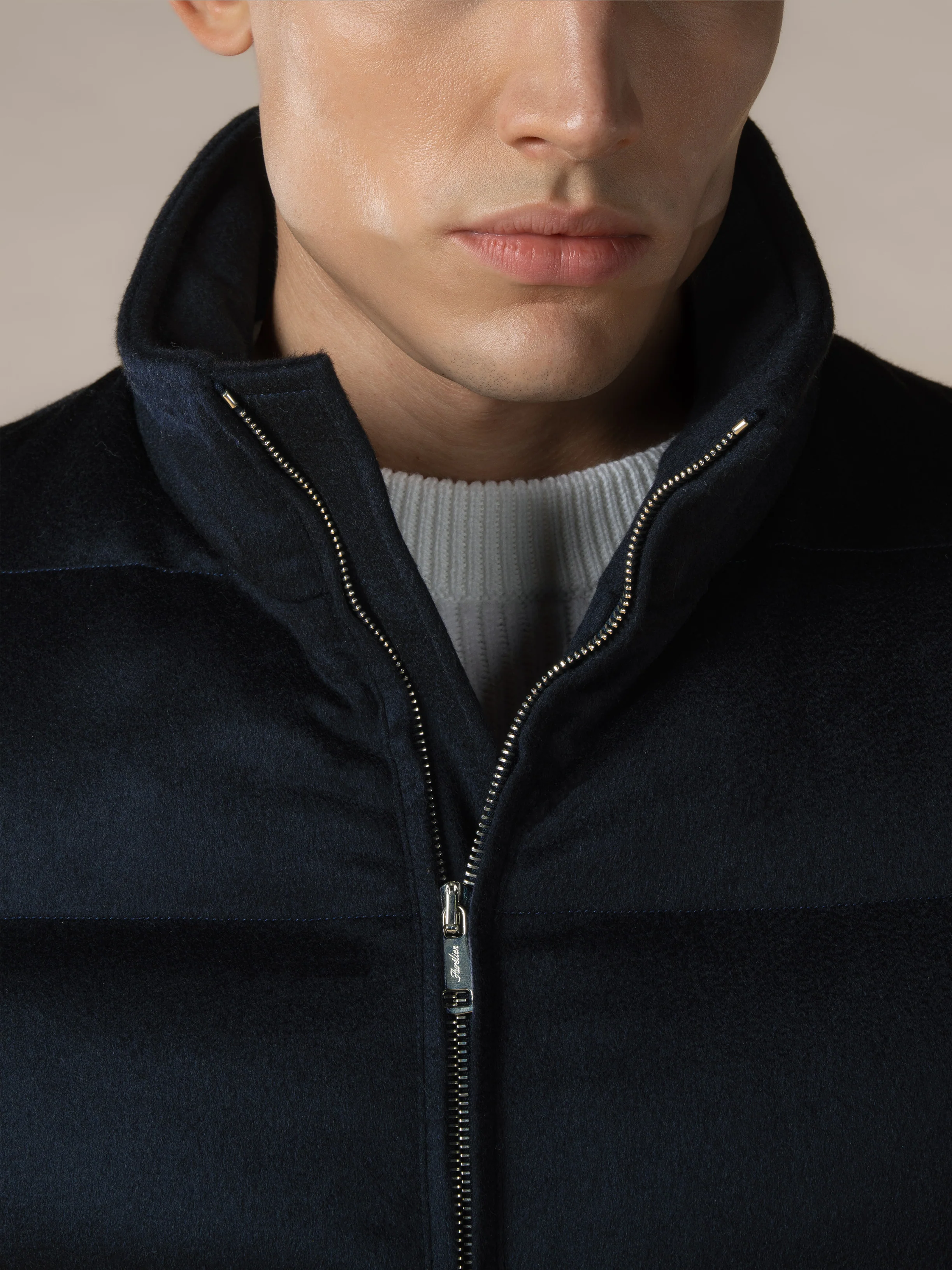 Navy AUR1 Puffer Jacket - Image 3