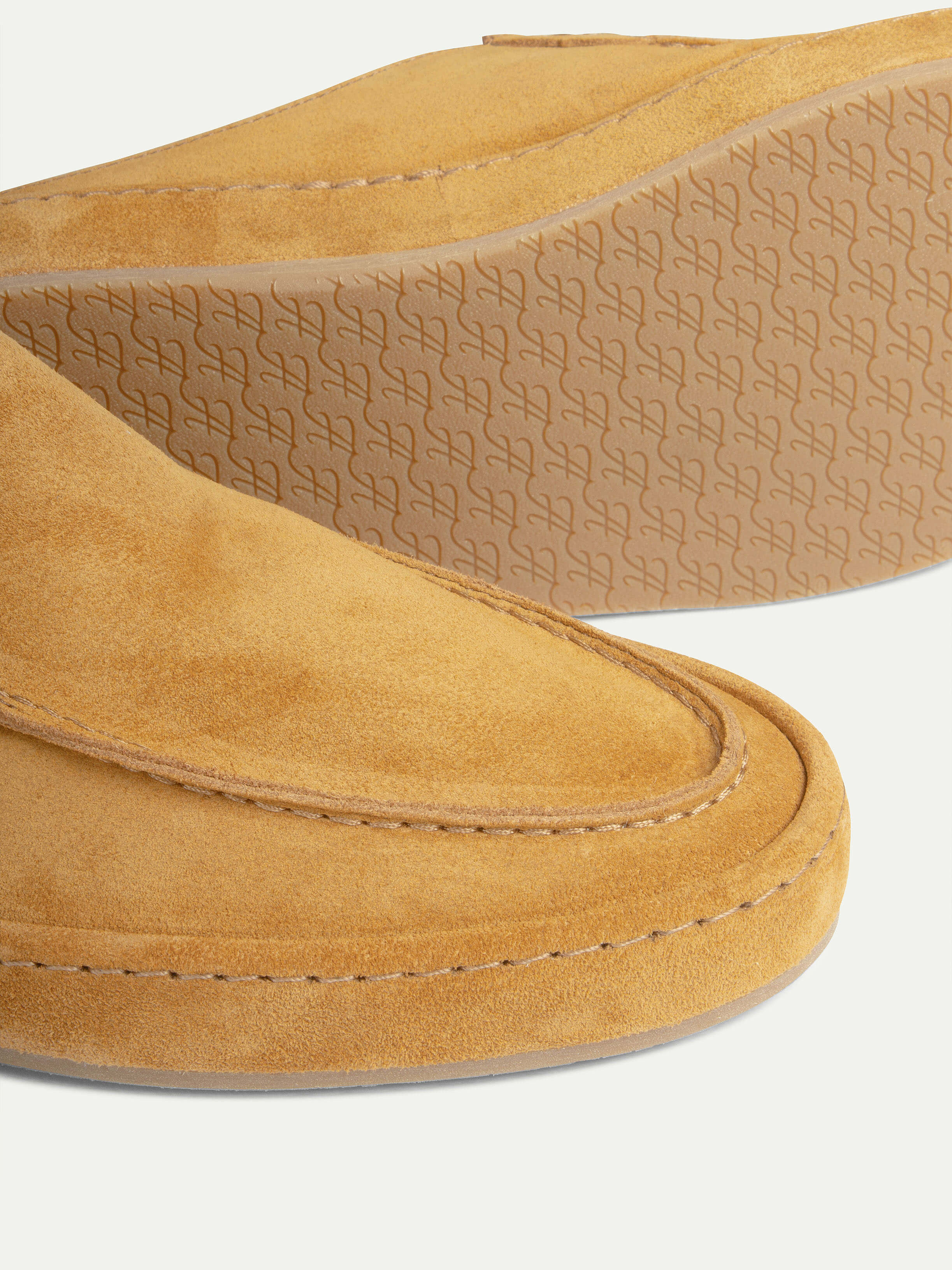 Saffron Voyager Slipper - Image 3