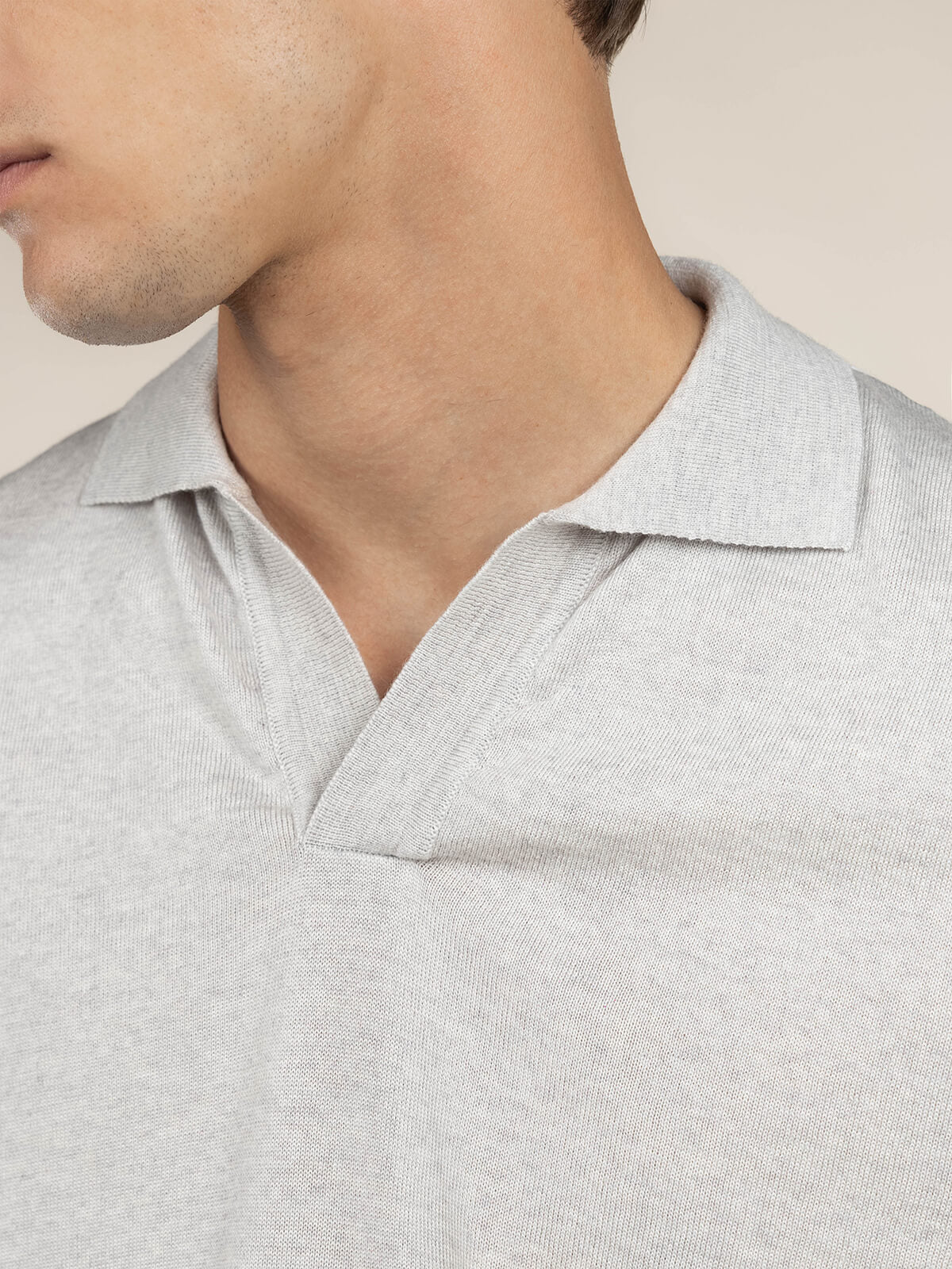 Shortsleeve Buttonless Polo Light Grey - Image 4